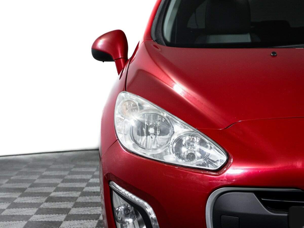 Купить Peugeot 308, 2012, 103 187 км, фото №17