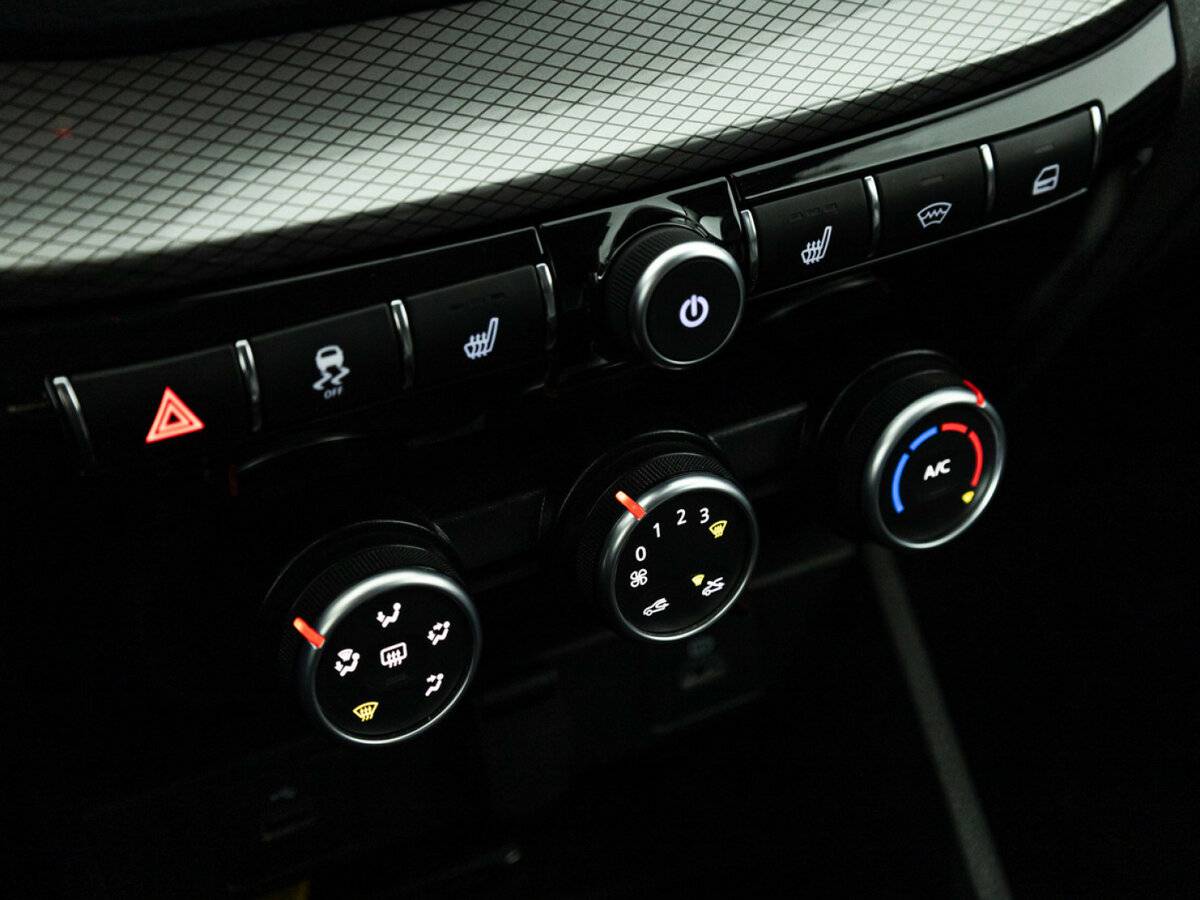 Купить Lada (ВАЗ) Vesta I Рестайлинг (NG), 2024, 14 270 км, фото №15
