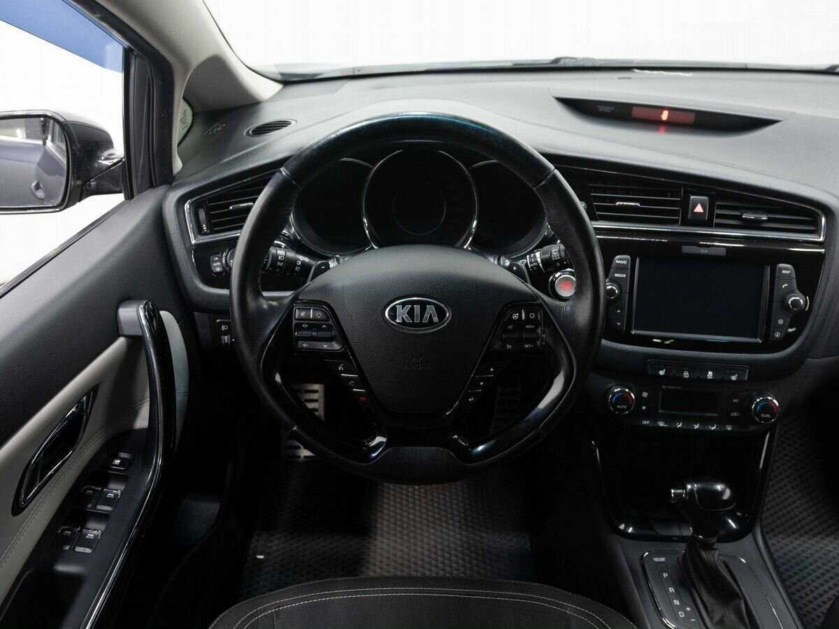 Купить Kia Ceed, 2017, 124 319 км, фото №16