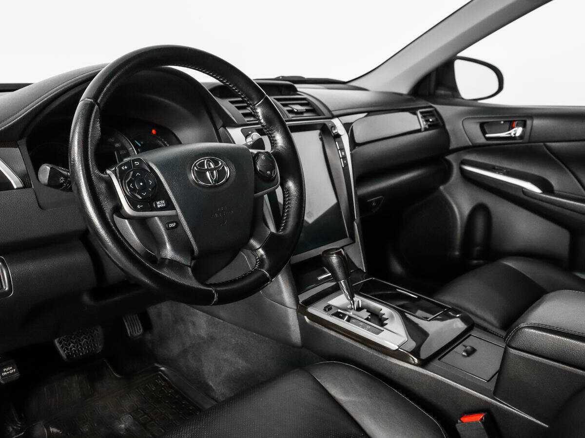 Купить Toyota Camry, 2014, 302 746 км, фото №9