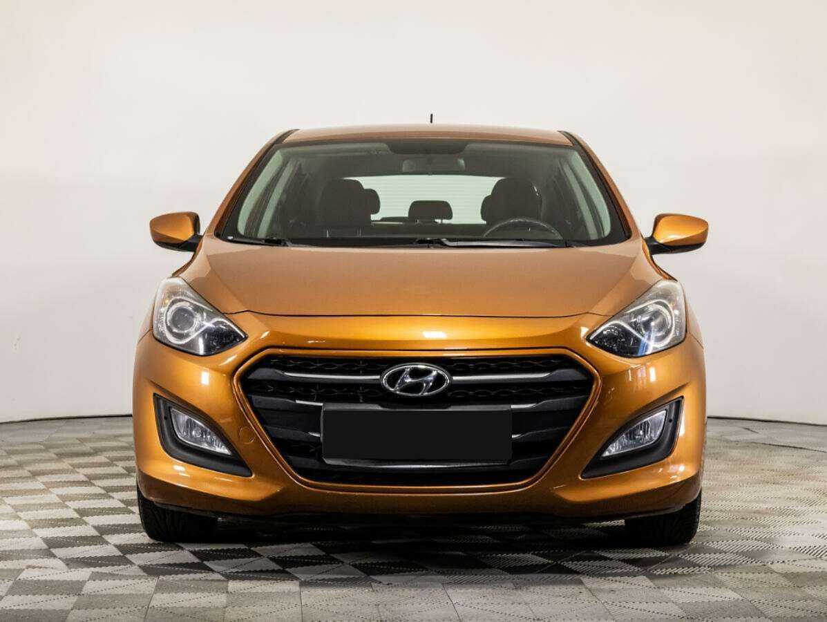 Купить Hyundai i30, 2016, 85 529 км, фото №2