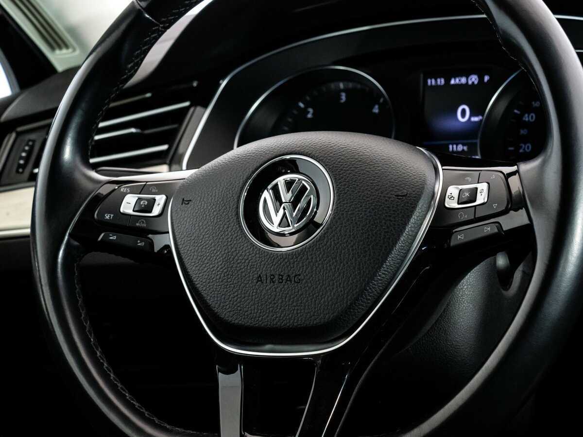 Купить Volkswagen Passat DSG7, 2018, 164 083 км, фото №10