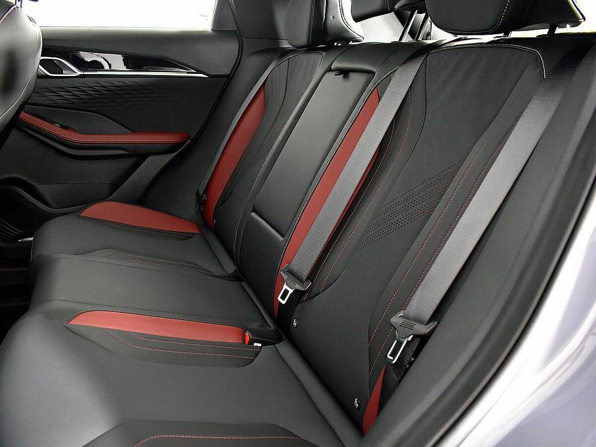 Купить Geely Coolray, 2023, 2 097 км, фото №9