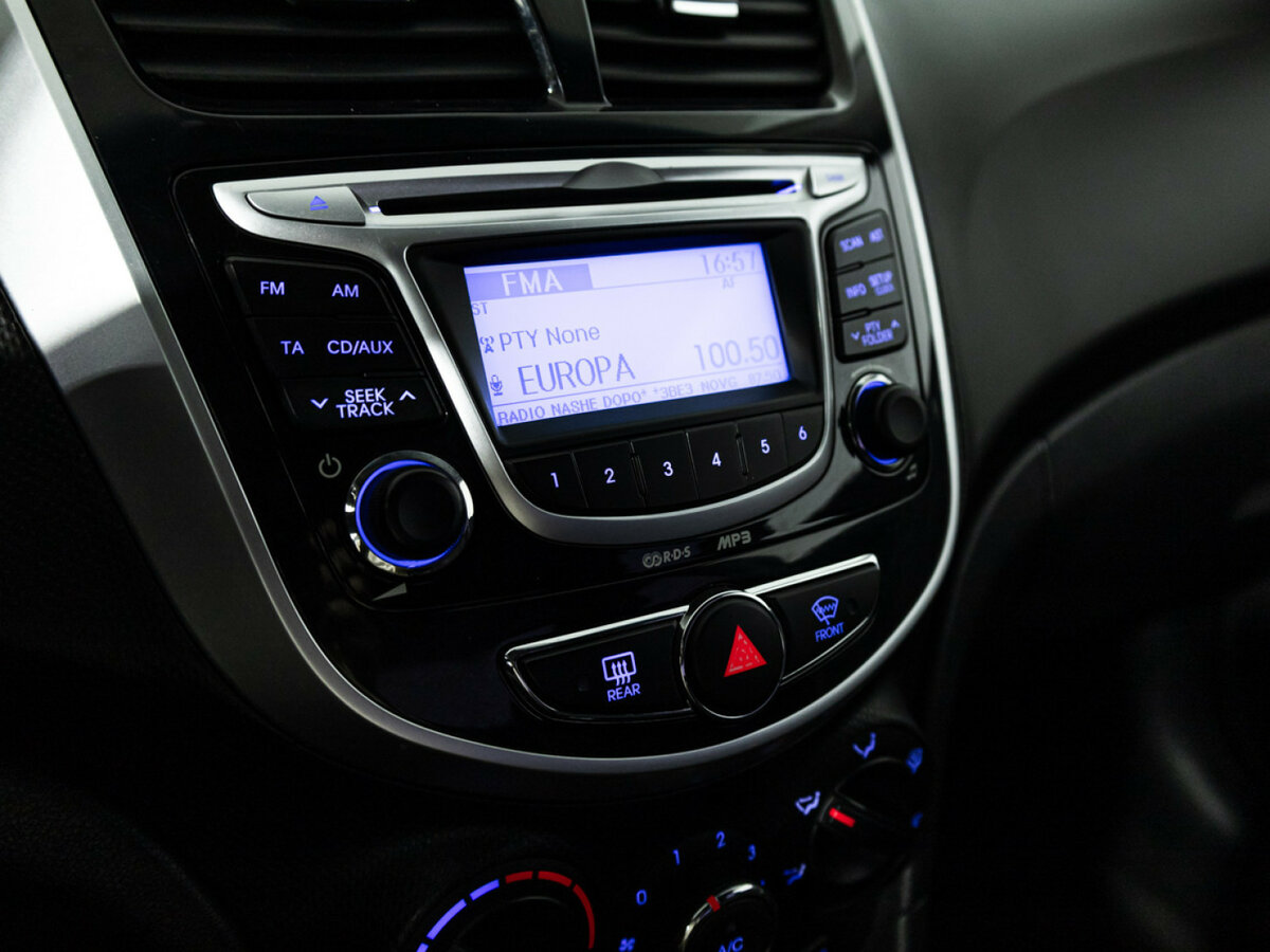 Купить Hyundai Solaris I, 2012, 151 056 км, фото №14