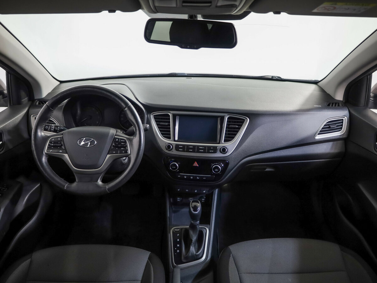 Купить Hyundai Solaris II, 2019, 147 201 км, фото №8