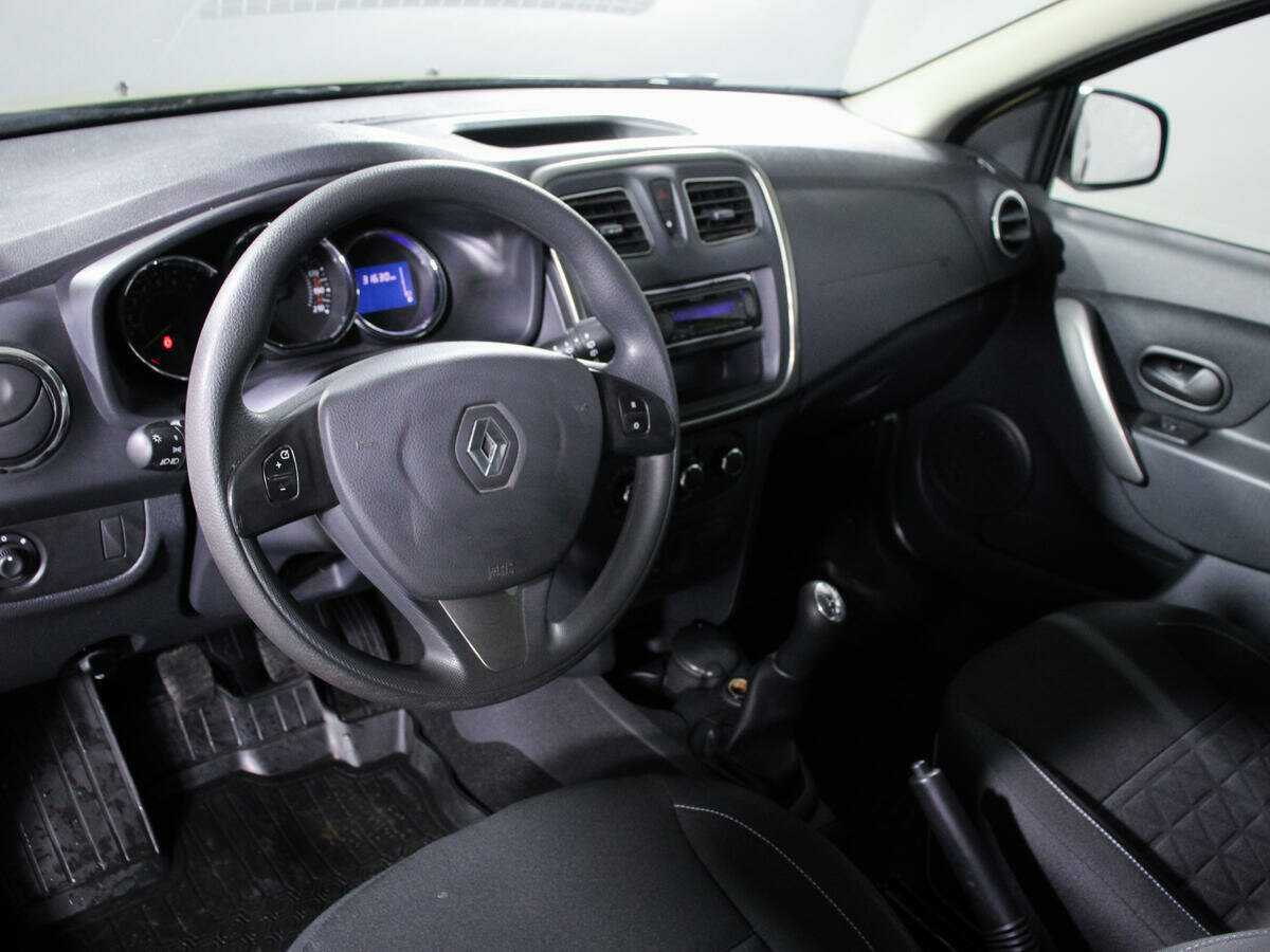 Купить Renault Sandero Stepway, 2017, 31 500 км, фото №12