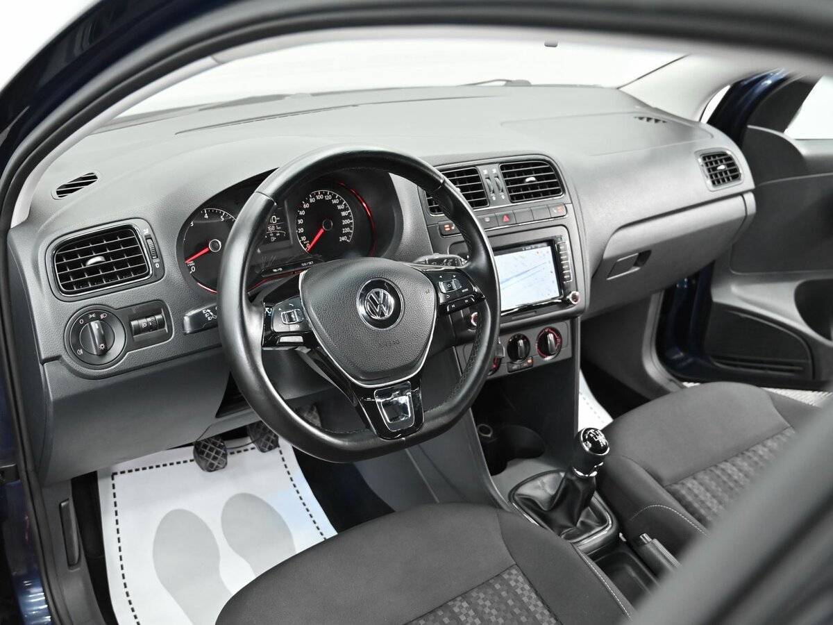 Купить Volkswagen Polo, 2016, 145 000 км, фото №8