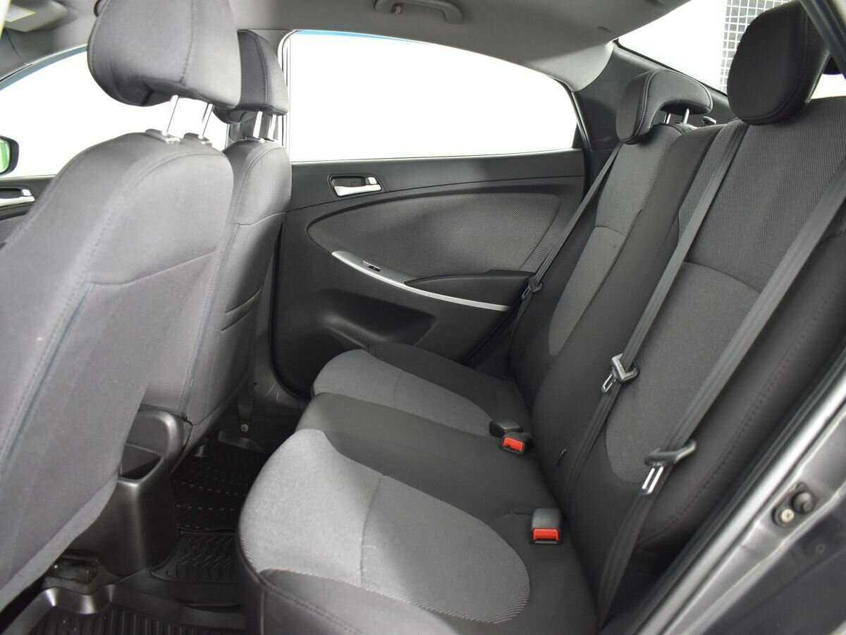 Купить Hyundai Solaris, 2013, 253 888 км, фото №15