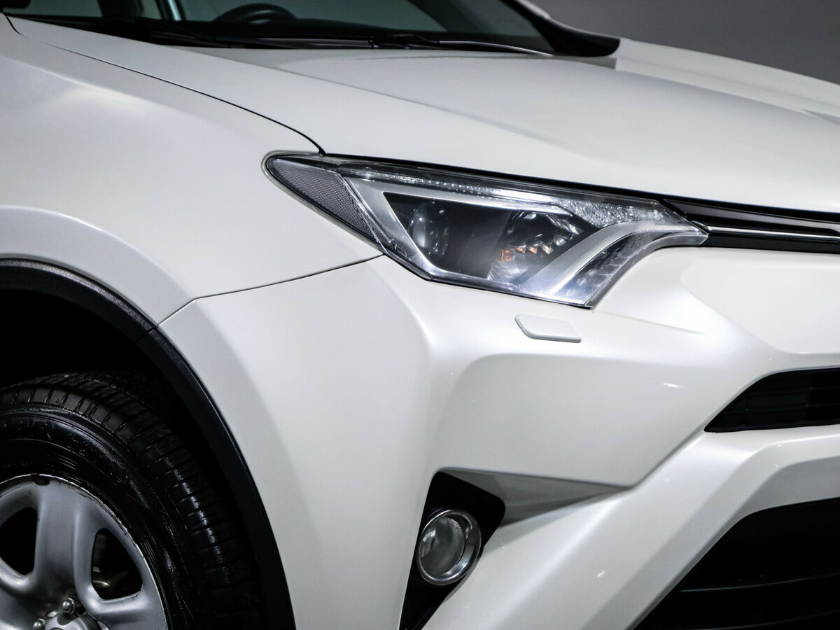 Купить Toyota RAV4 IV (XA40) Рестайлинг, 2017, 176 402 км, фото №16