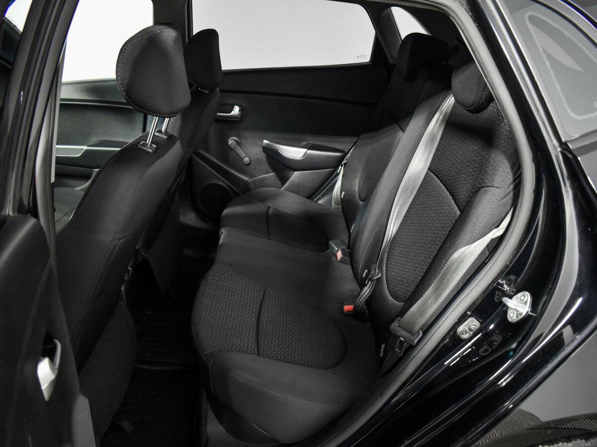 Купить Kia Rio III Рестайлинг, 2016, 268 625 км, фото №11