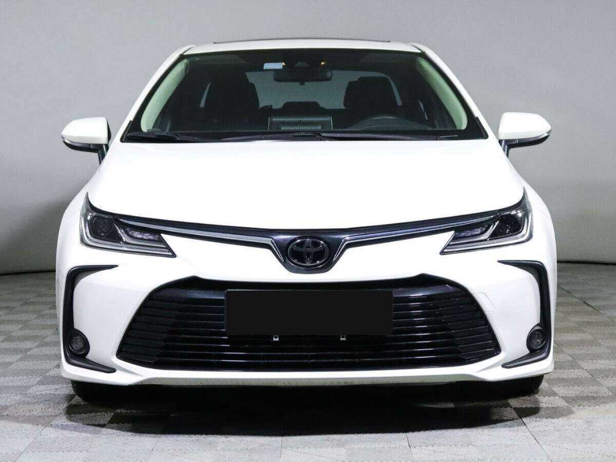 Купить Toyota Corolla, 2022, 8 618 км, фото №2