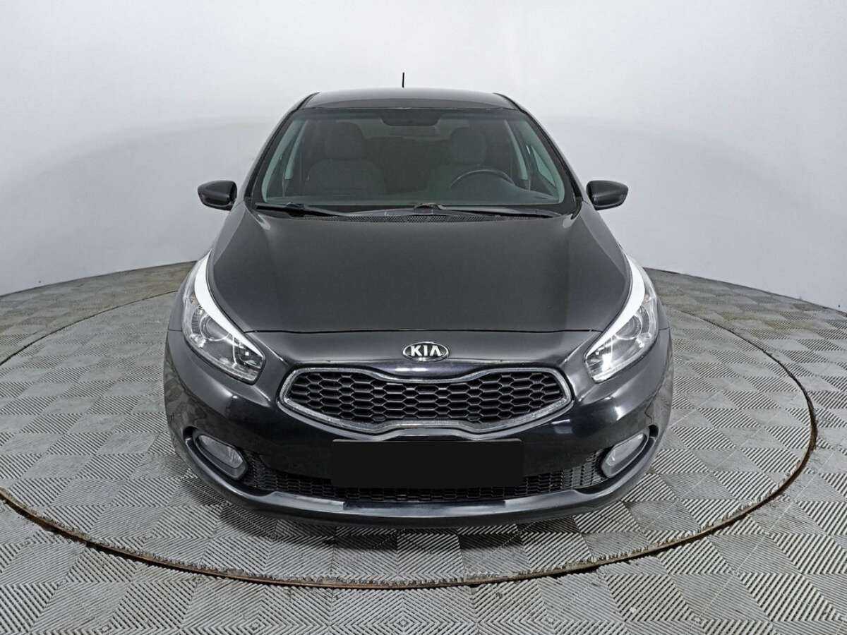 Купить Kia Ceed, 2012, 151 082 км, фото №2