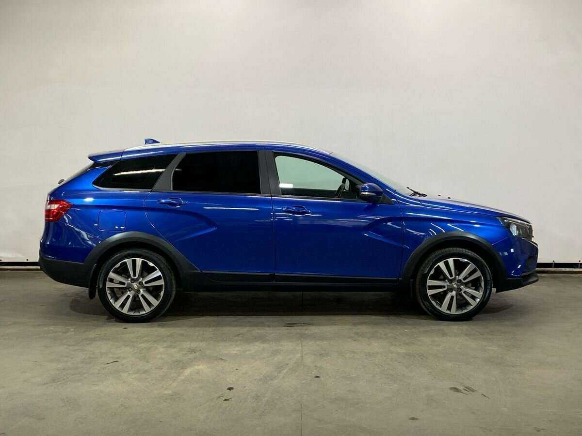 Купить Lada (ВАЗ) Vesta SW Cross, 2021, 63 366 км, фото №4