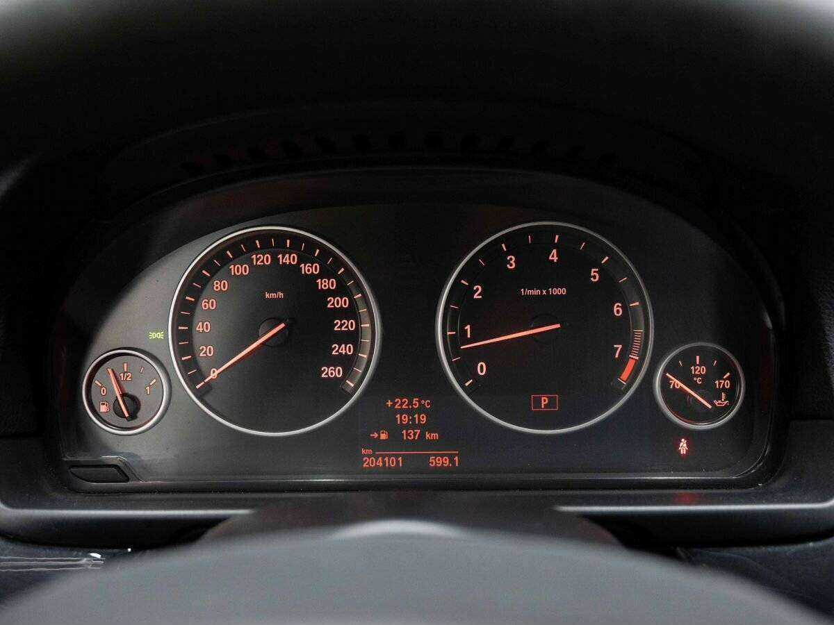 Купить BMW 5 серии 528i, 2012, 204 087 км, фото №17
