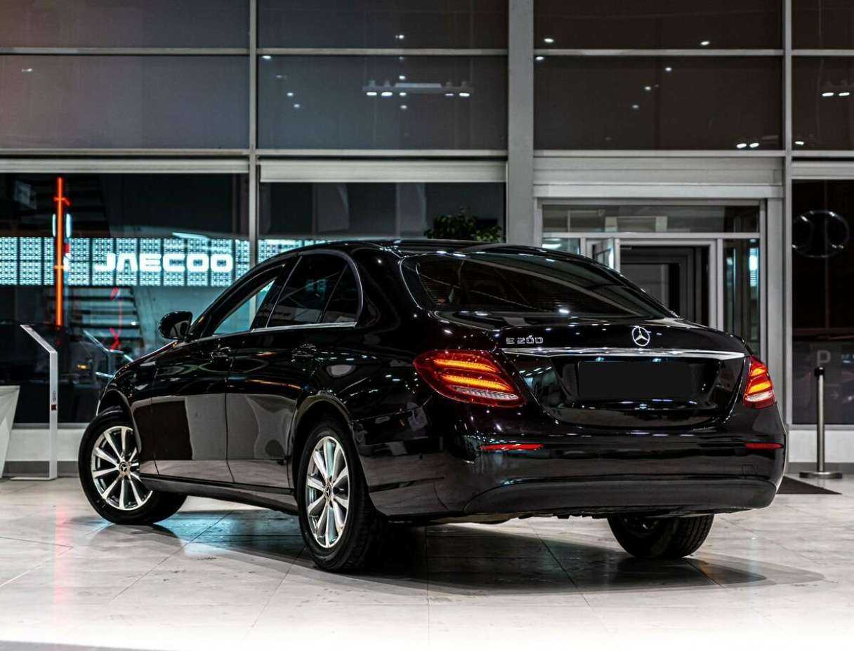 Купить Mercedes-Benz E-Класс 200, 2017, 250 000 км, фото №4