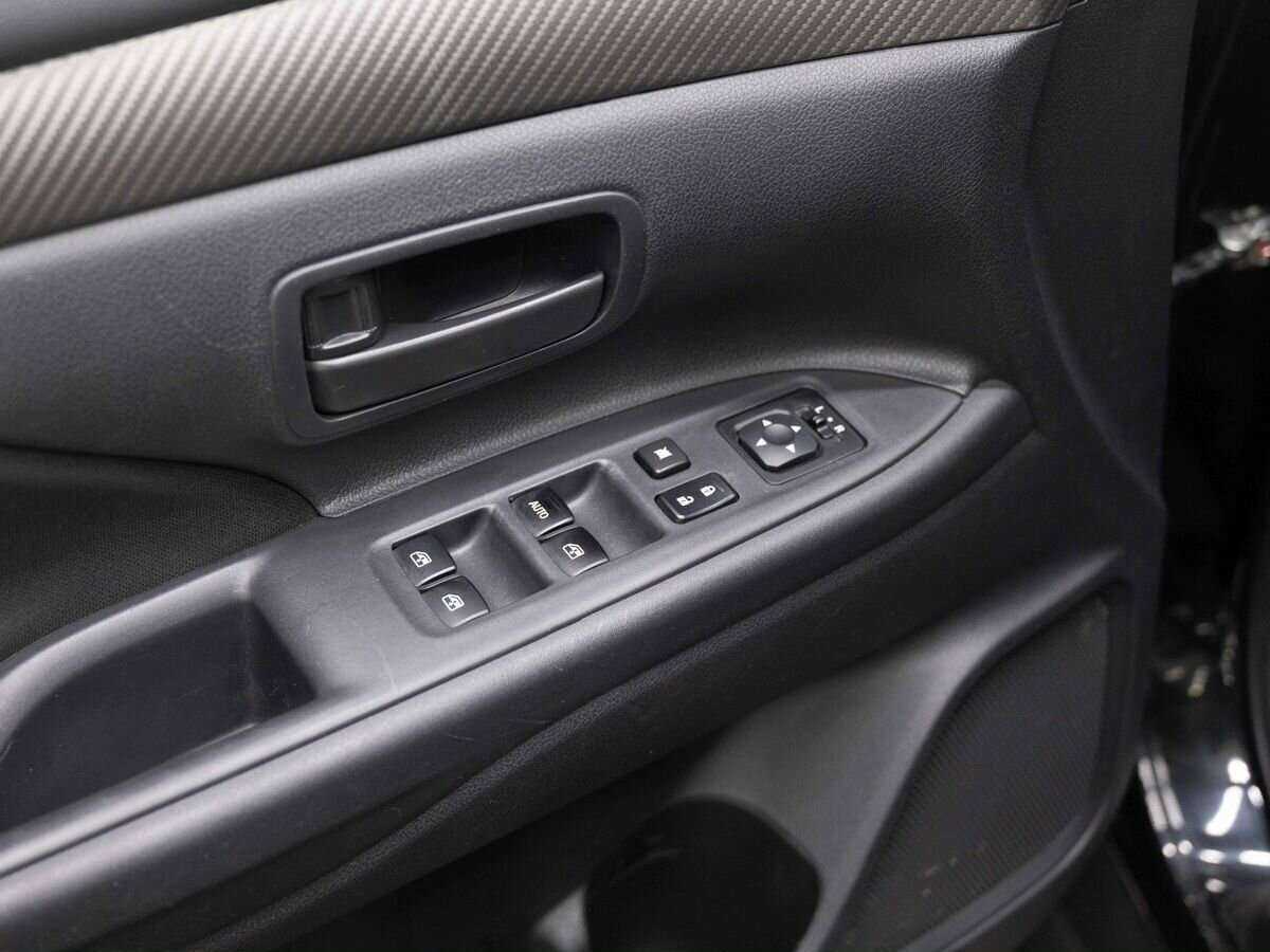 Купить Mitsubishi Outlander, 2016, 74 202 км, фото №18