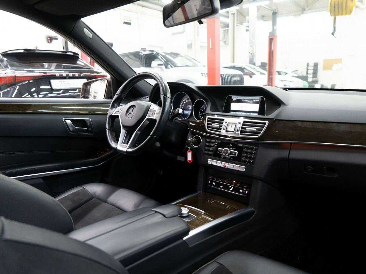 Купить Mercedes-Benz E-Класс 200, 2013, 163 000 км, фото №17
