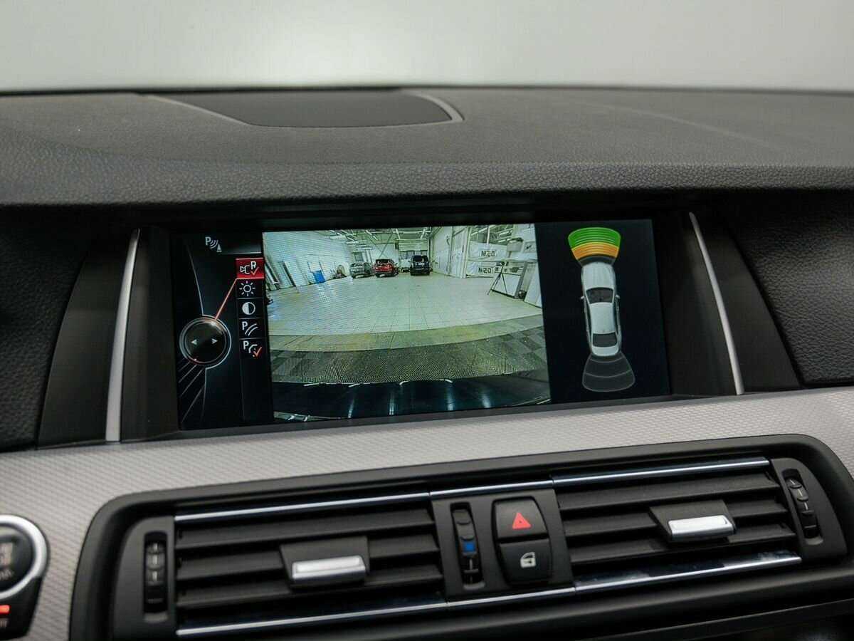 Купить BMW 5 серии 528i xDrive, 2014, 153 000 км, фото №24