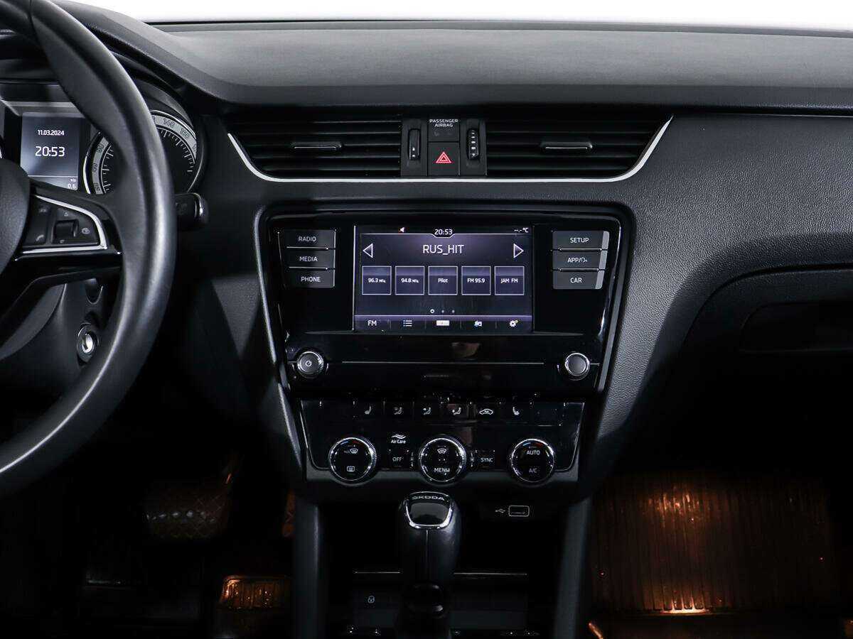 Купить Skoda Octavia, 2018, 53 200 км, фото №13