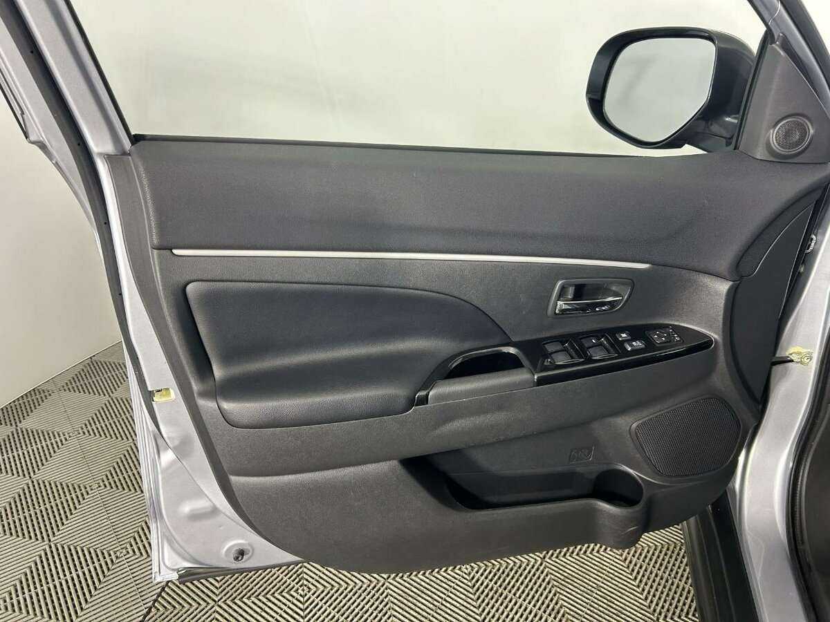 Купить Peugeot 4008, 2012, 100 748 км, фото №6