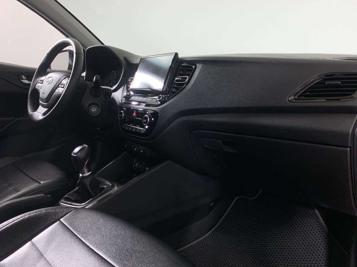 Купить Hyundai Solaris, 2022, 51 789 км, фото №11