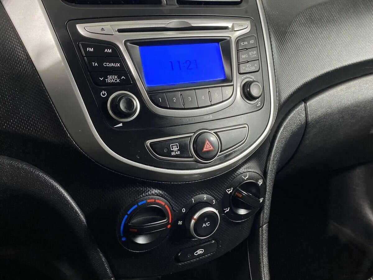 Купить Hyundai Solaris, 2014, 69 500 км, фото №12