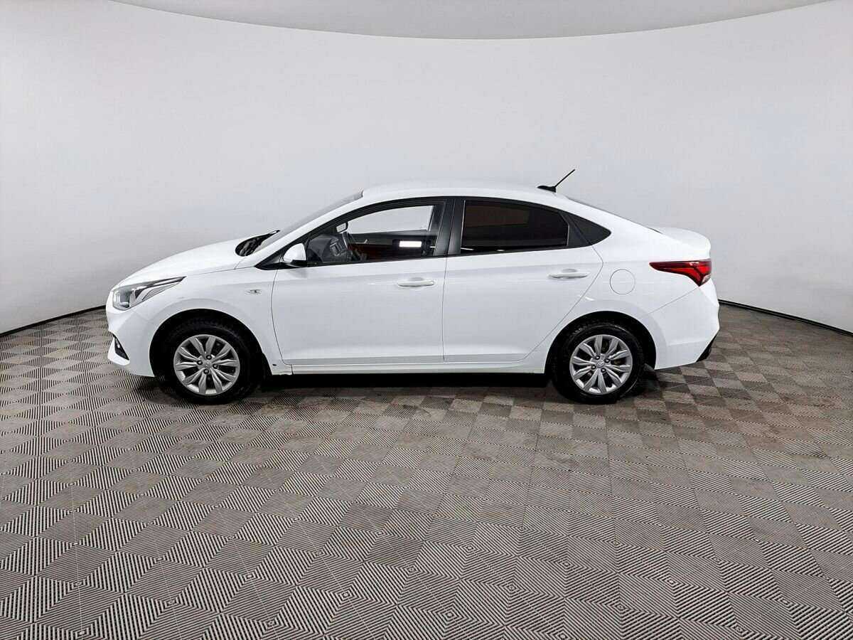Купить Hyundai Solaris, 2019, 106 601 км, фото №7