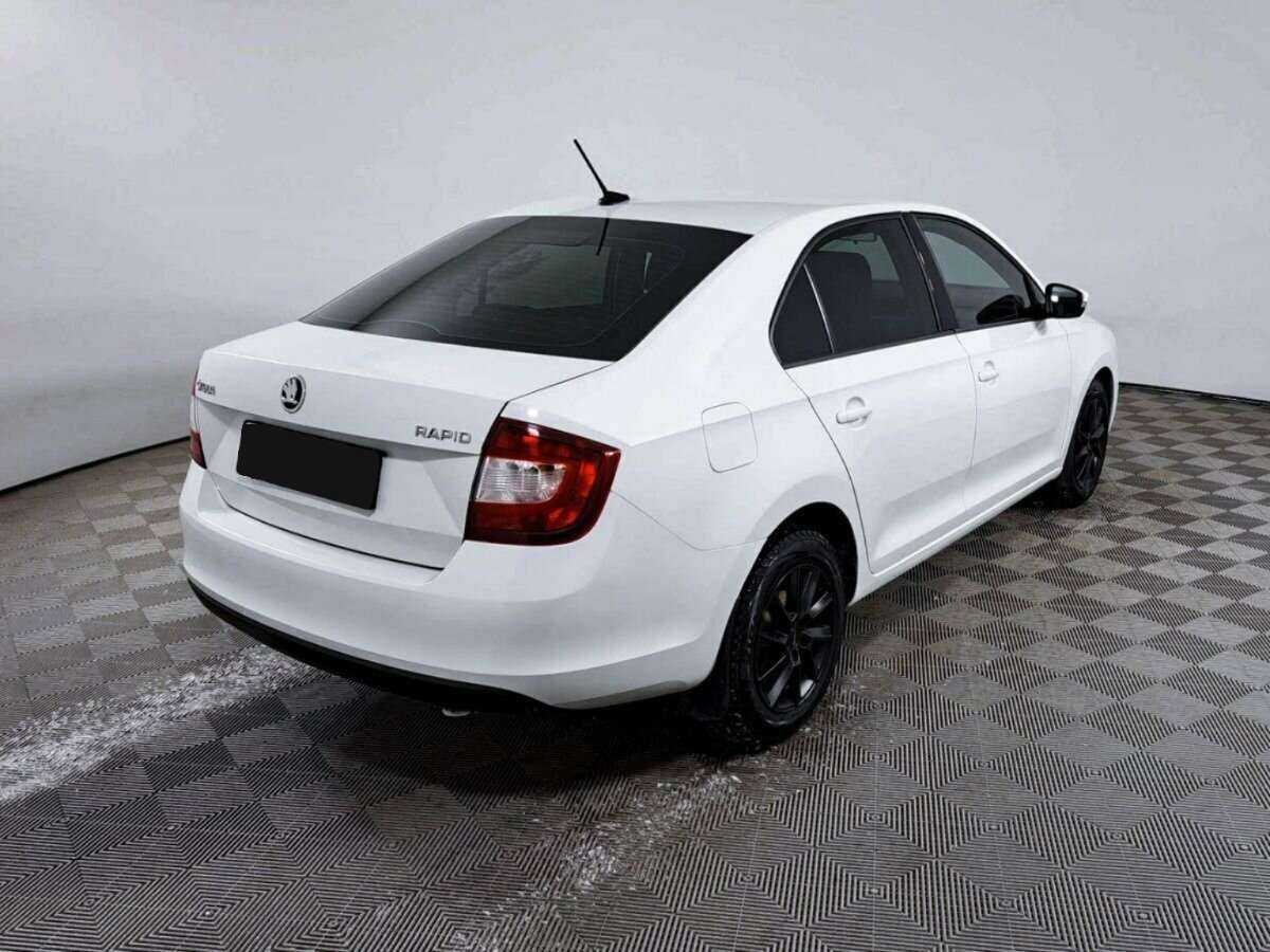 Купить Skoda Rapid, 2017, 121 050 км, фото №5