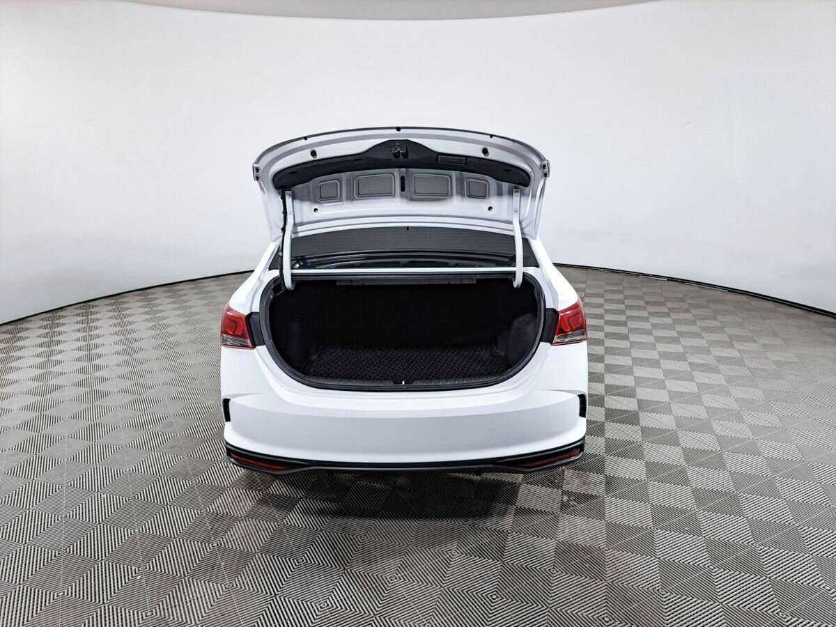 Купить Hyundai Solaris, 2021, 83 129 км, фото №9