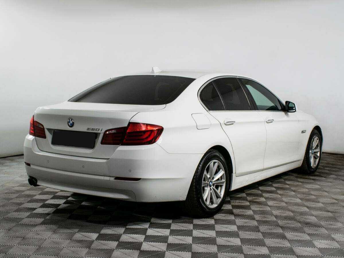 Купить BMW 5 серии 520i, 2012, 130 803 км, фото №5