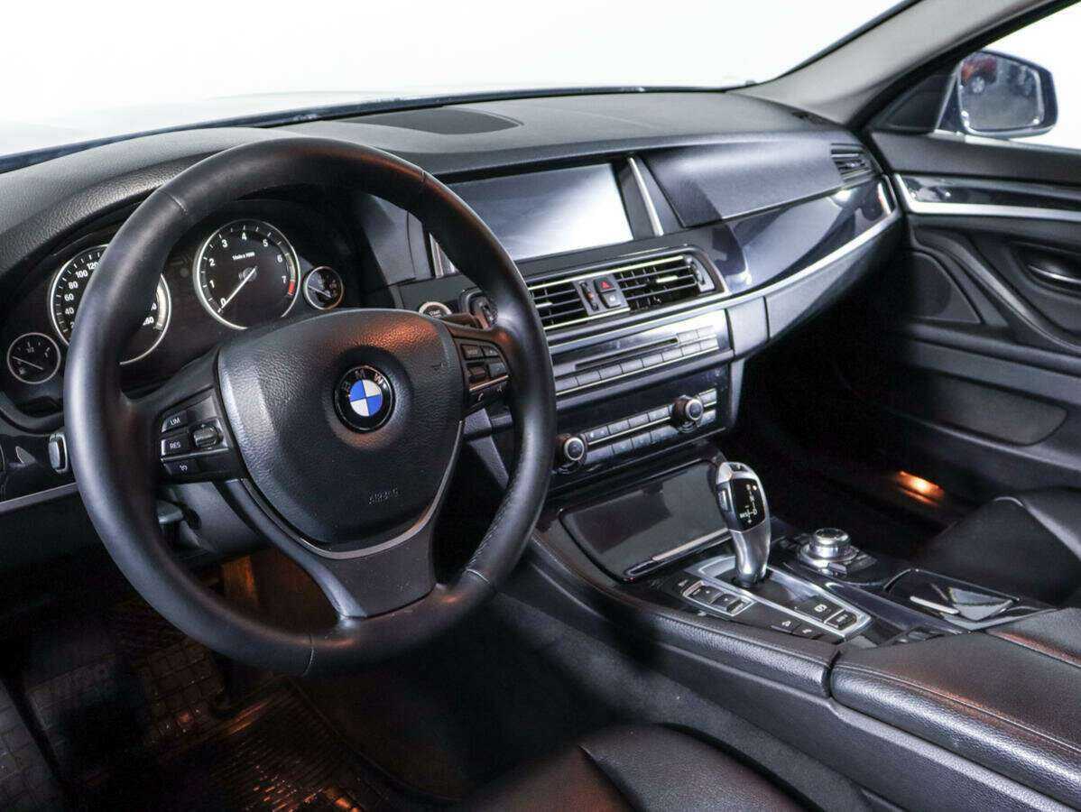 Купить BMW 5 серии 528i xDrive, 2012, 237 085 км, фото №12