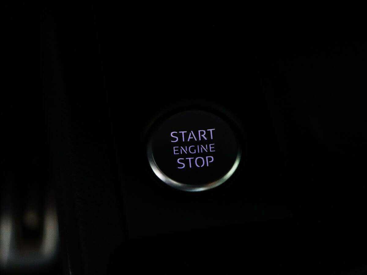 Купить Audi A4, 2017, 148 000 км, фото №17