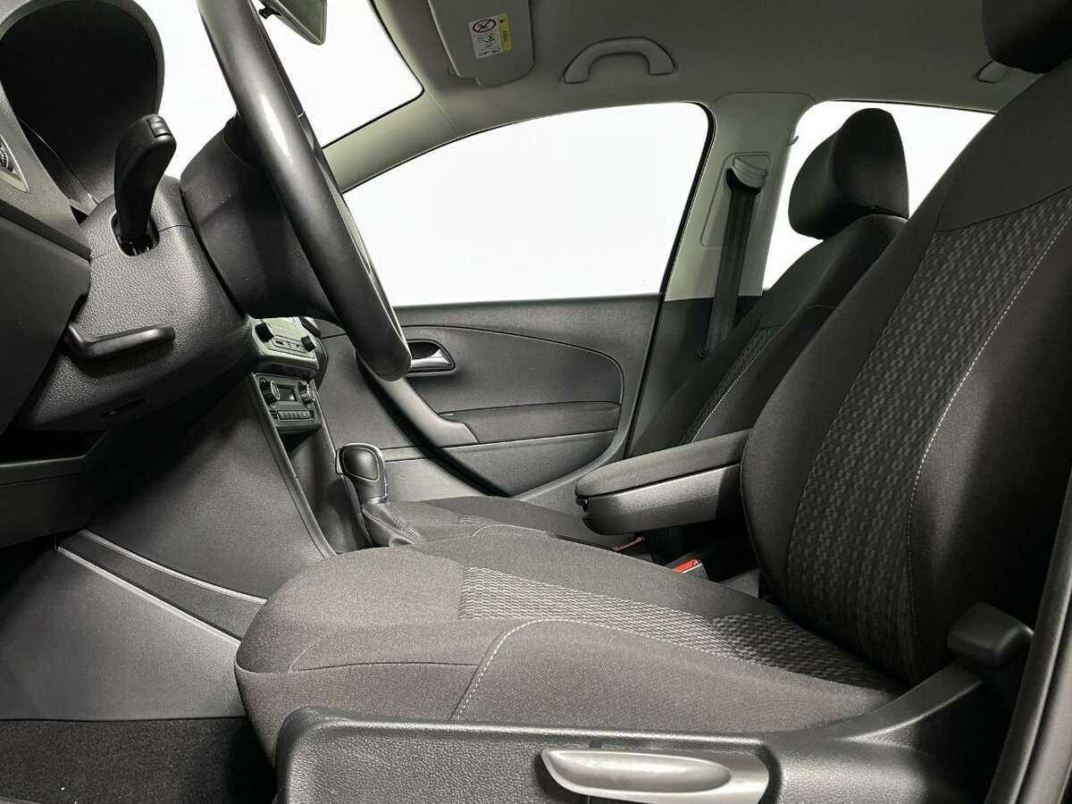 Купить Volkswagen Polo, 2019, 60 000 км, фото №9