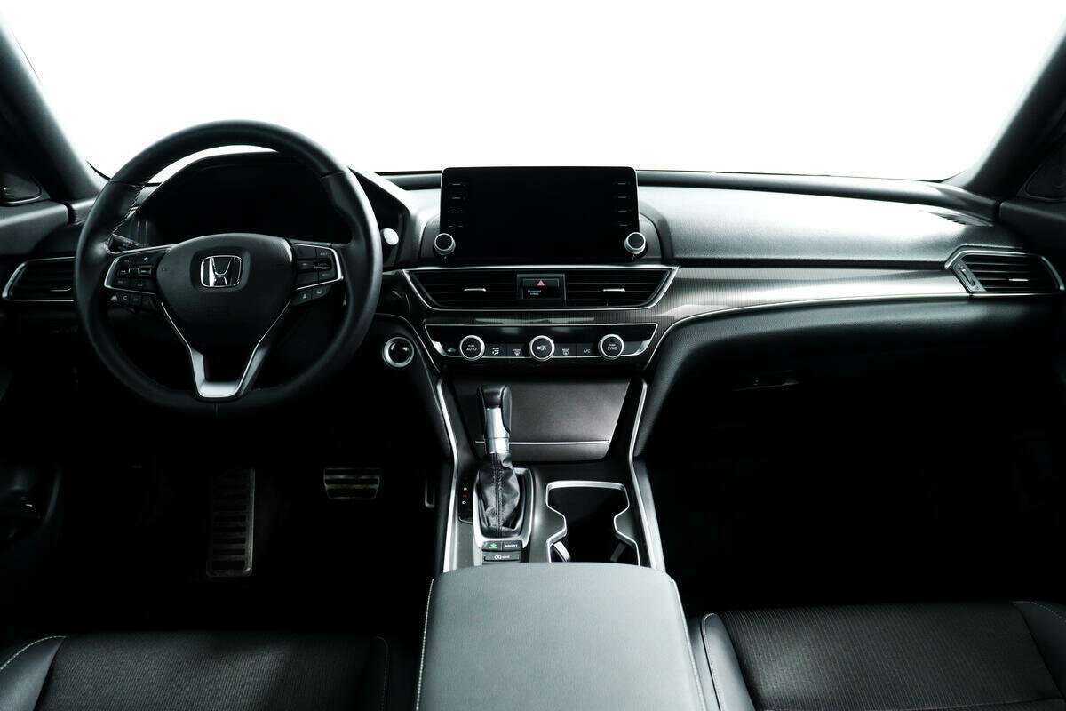 Купить Honda Accord, 2022, 10 563 км, фото №11