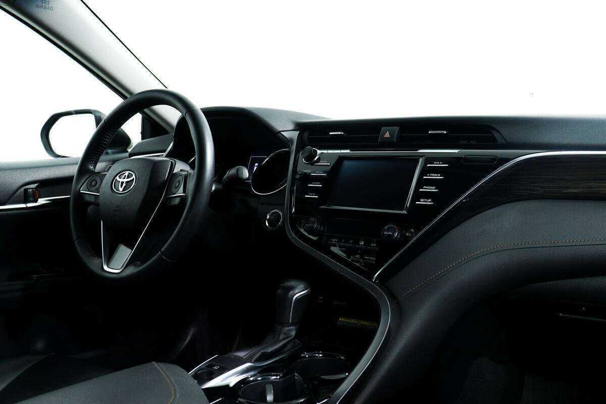 Купить Toyota Camry, 2018, 44 138 км, фото №9