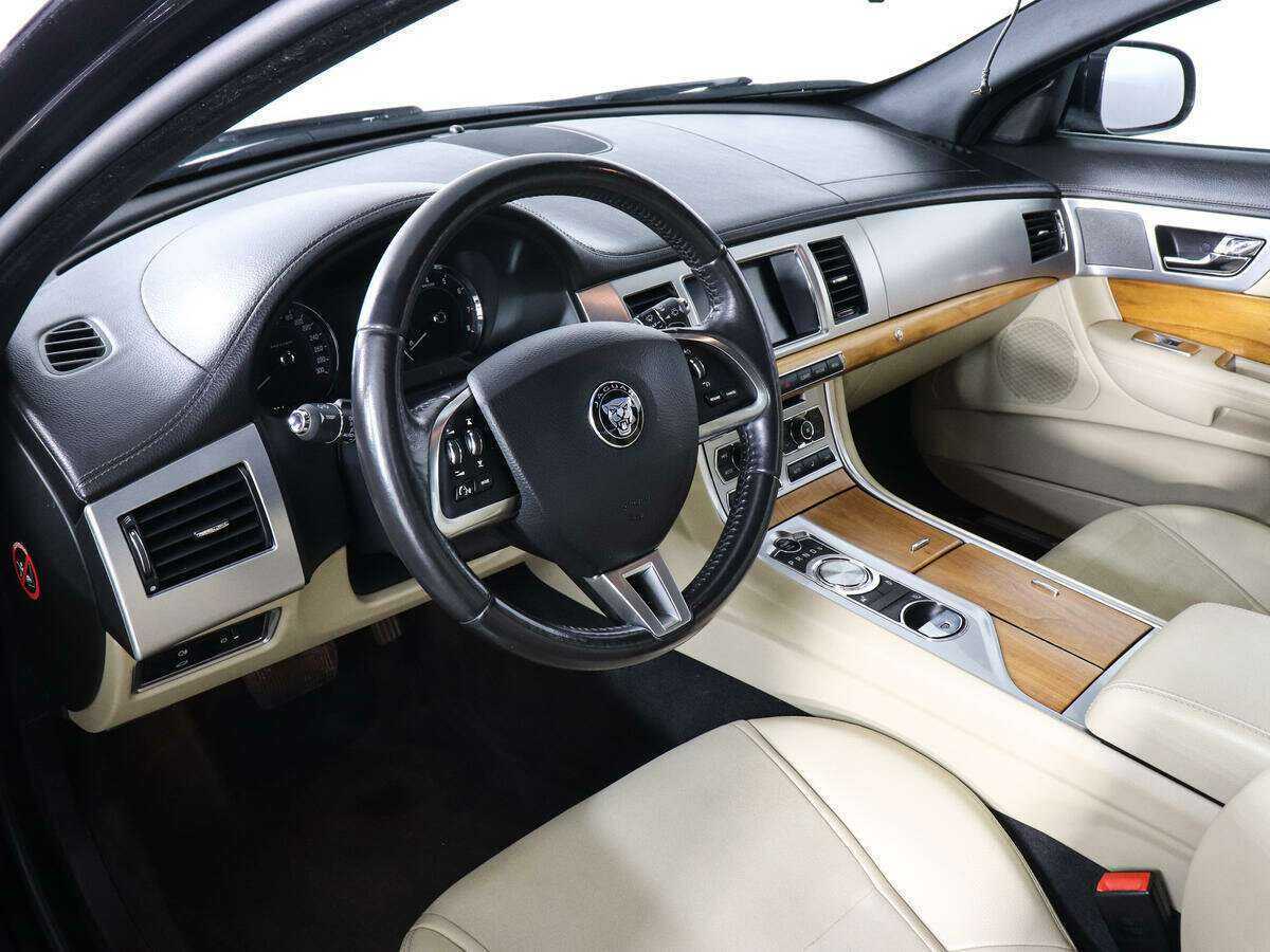 Купить Jaguar XF, 2014, 91 000 км, фото №9
