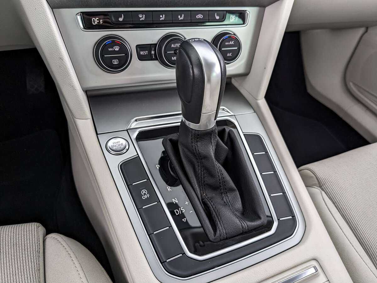 Купить Volkswagen Passat, 2018, 44 409 км, фото №22