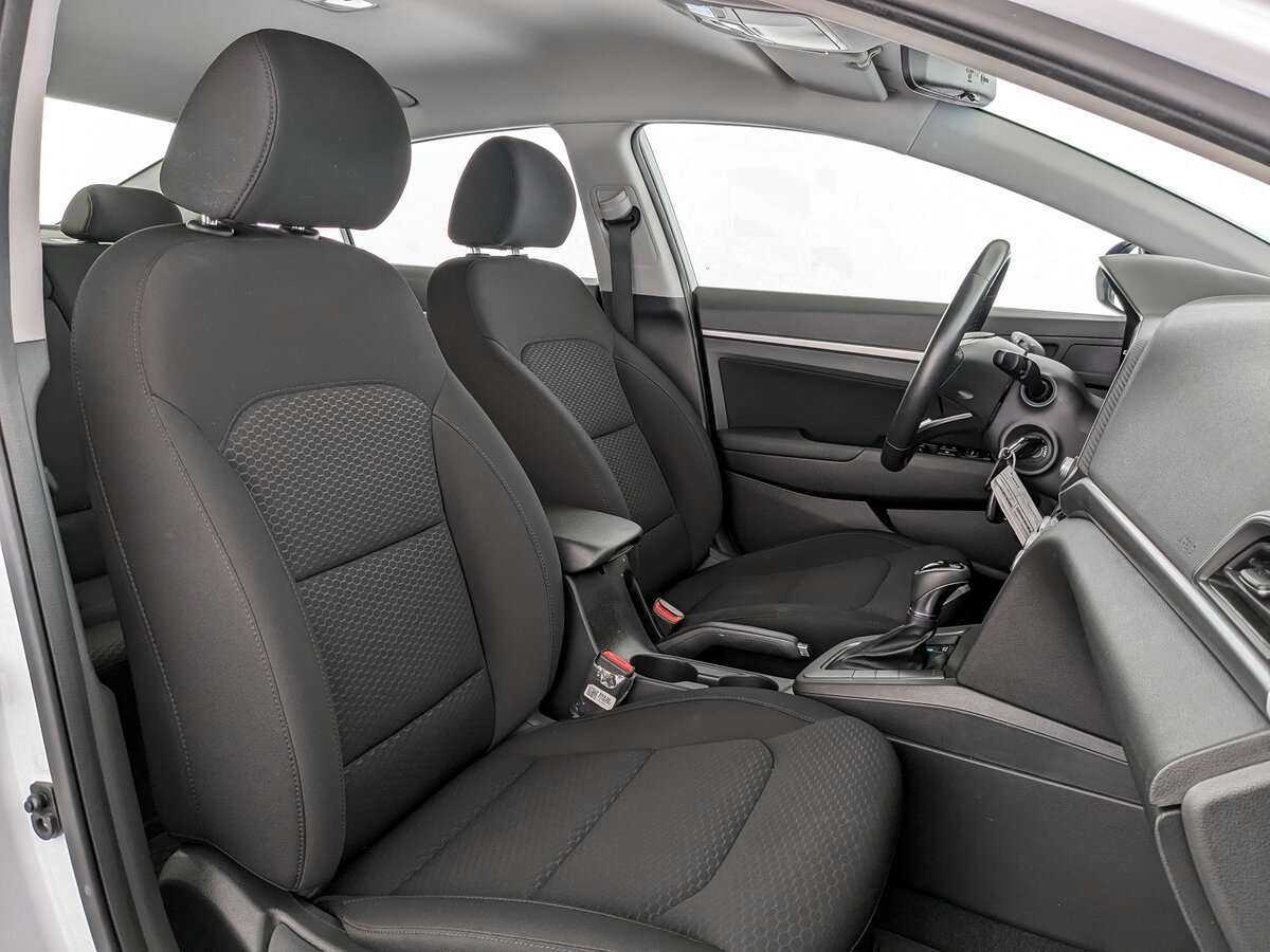 Купить Hyundai Elantra, 2020, 47 943 км, фото №19
