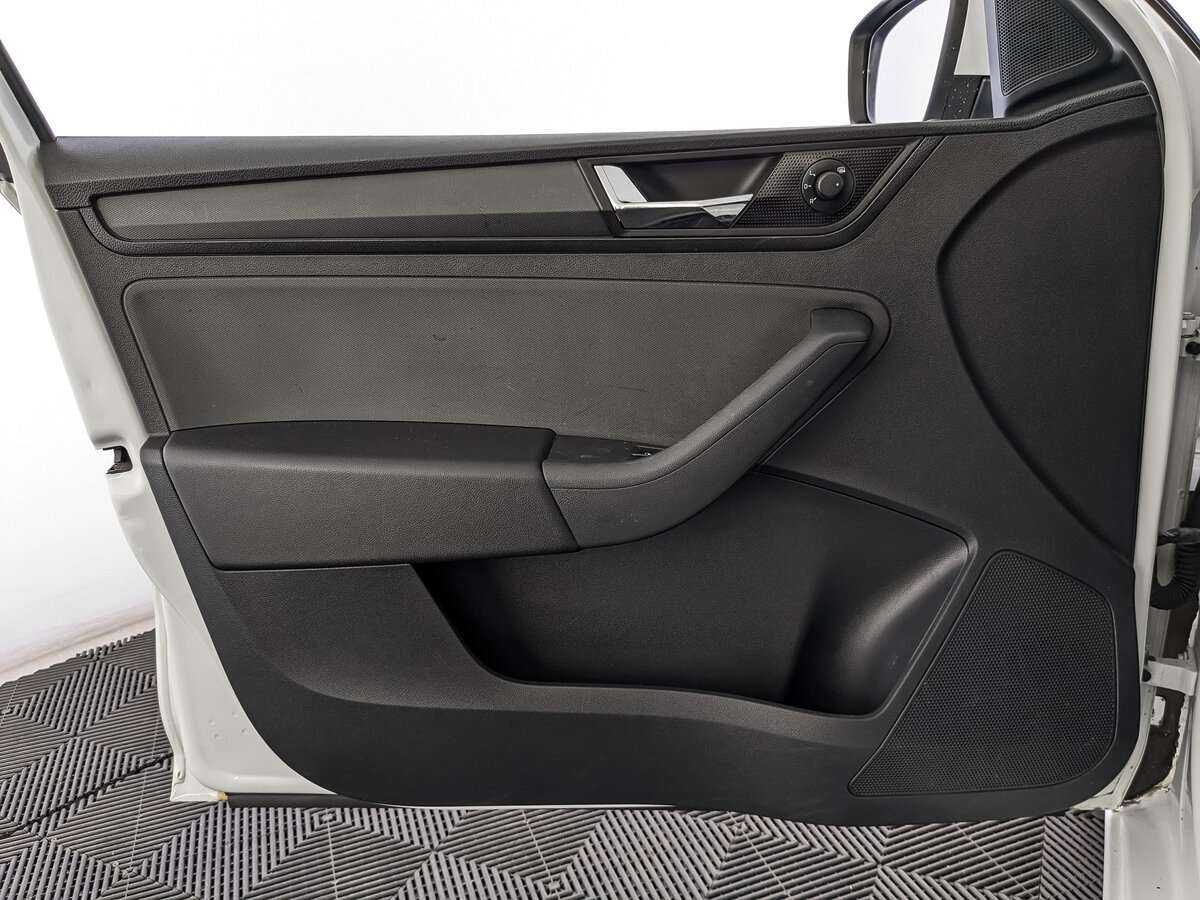 Купить Skoda Rapid, 2018, 119 557 км, фото №15