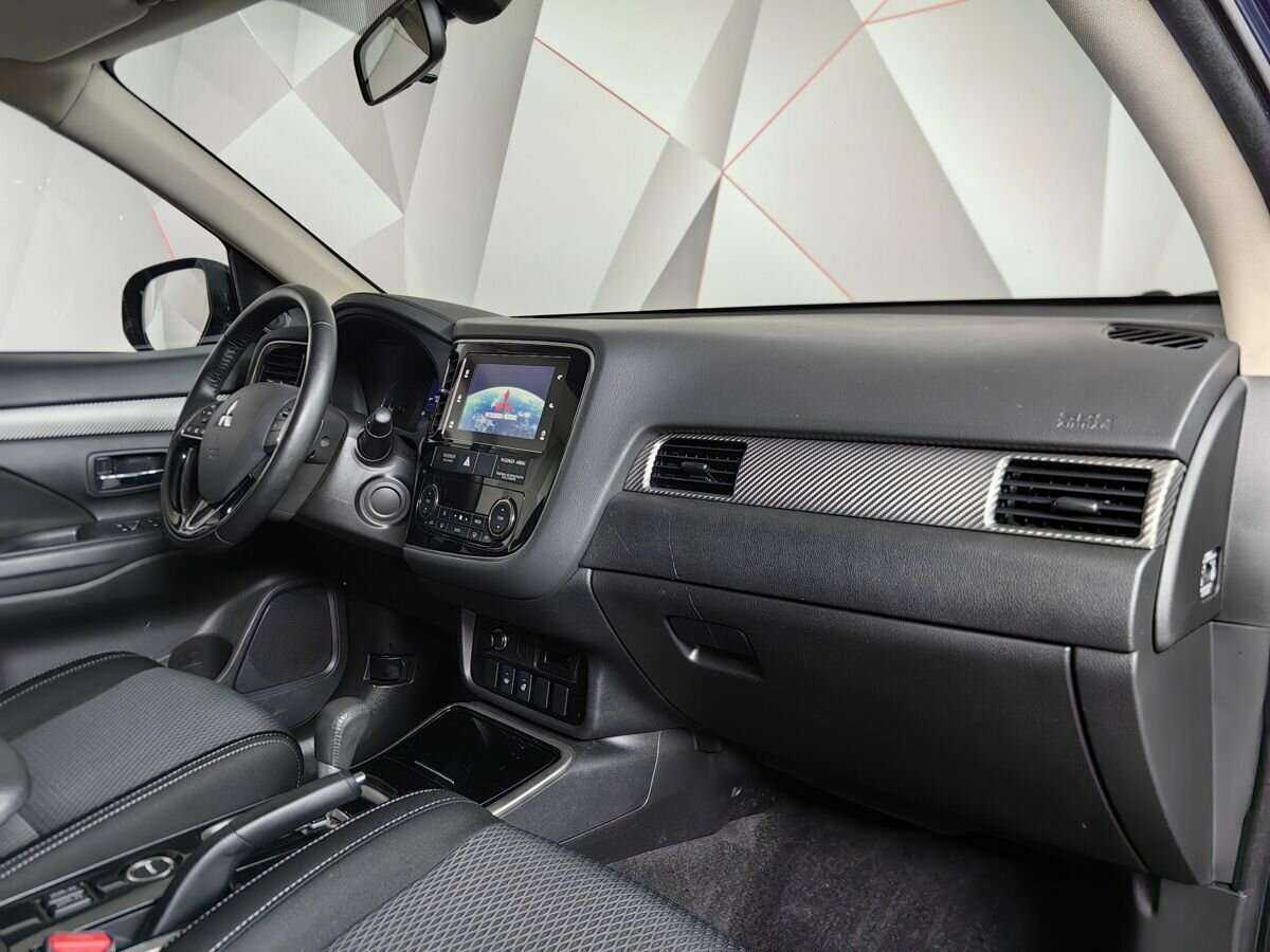 Купить Mitsubishi Outlander, 2018, 88 553 км, фото №9