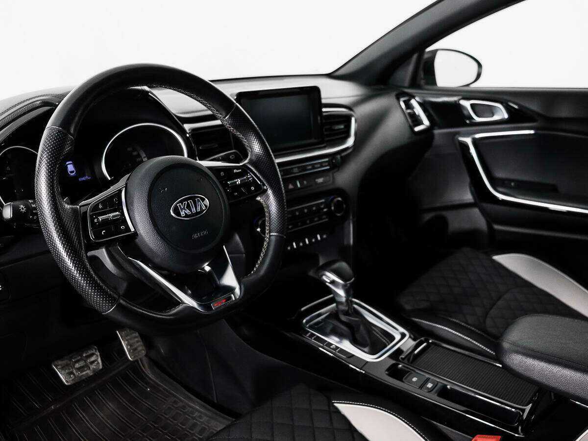 Купить Kia Proceed, 2019, 83 425 км, фото №9