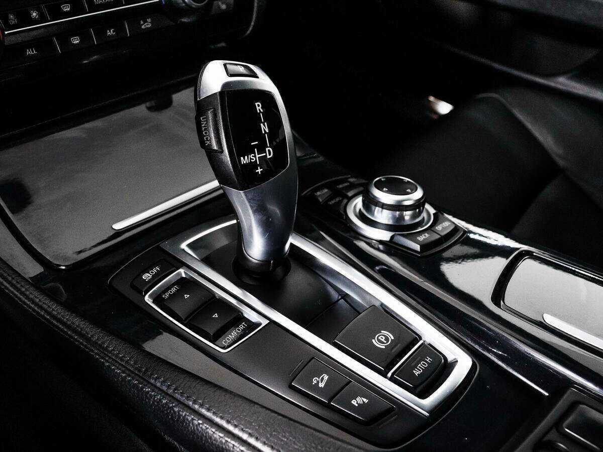 Купить BMW 5 серии 528i xDrive, 2013, 177 900 км, фото №10