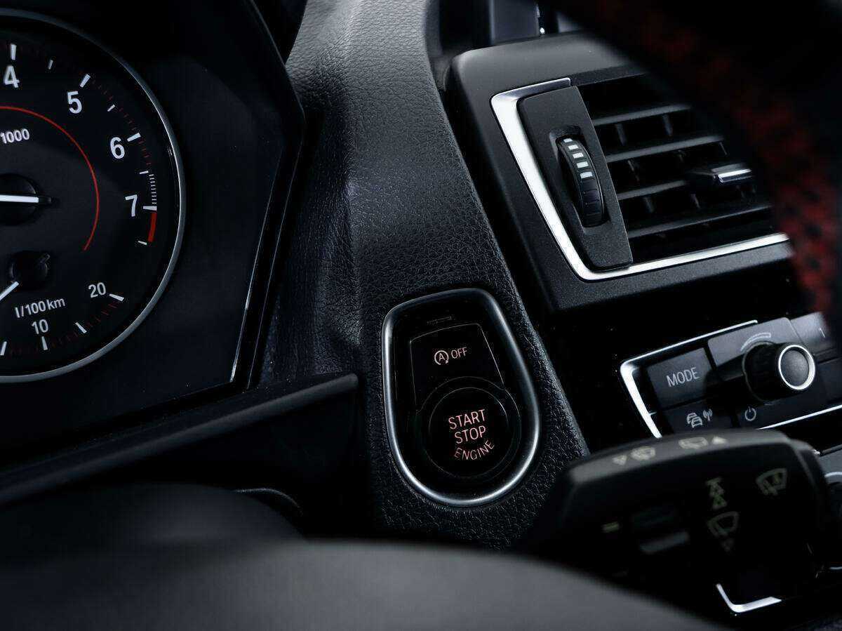 Купить BMW 1 серии 118i, 2016, 72 378 км, фото №16