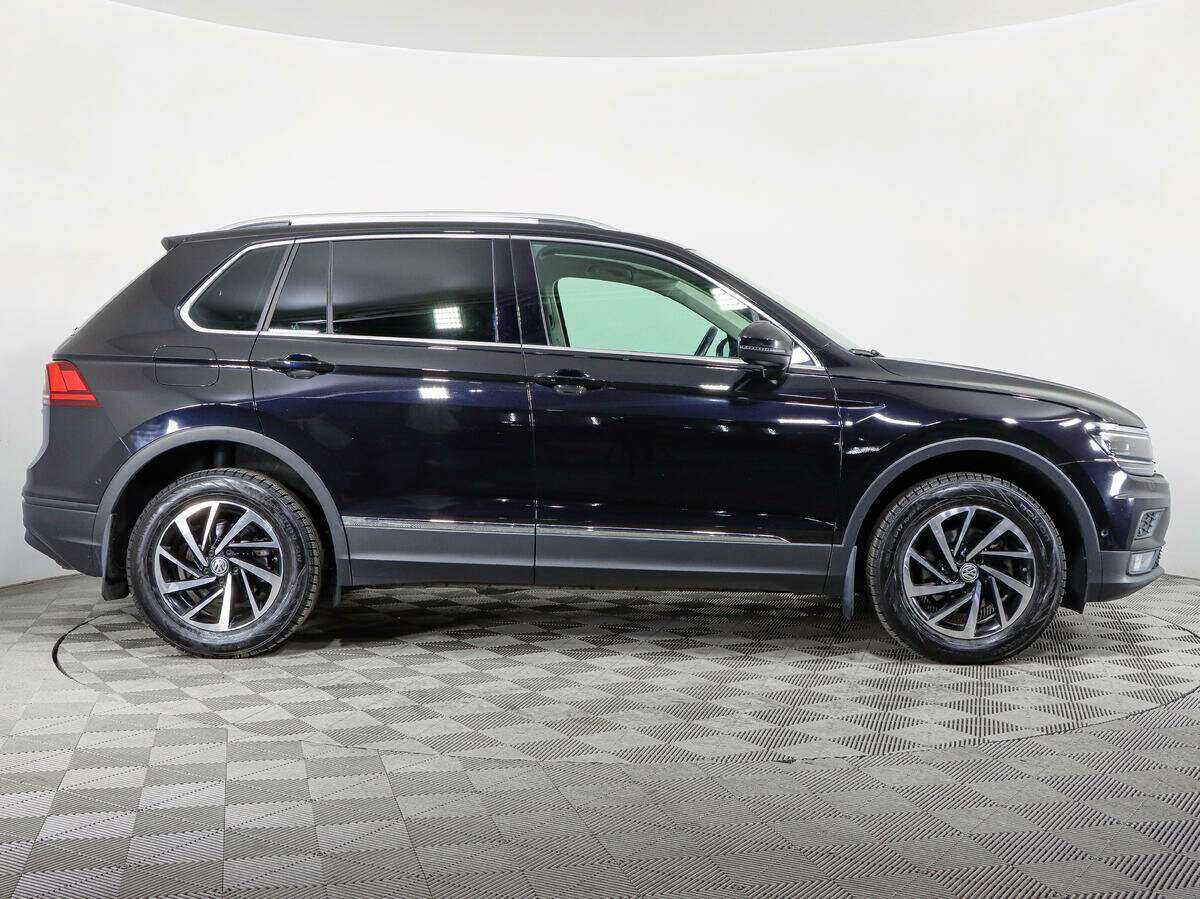 Купить Volkswagen Tiguan, 2018, 116 557 км, фото №4