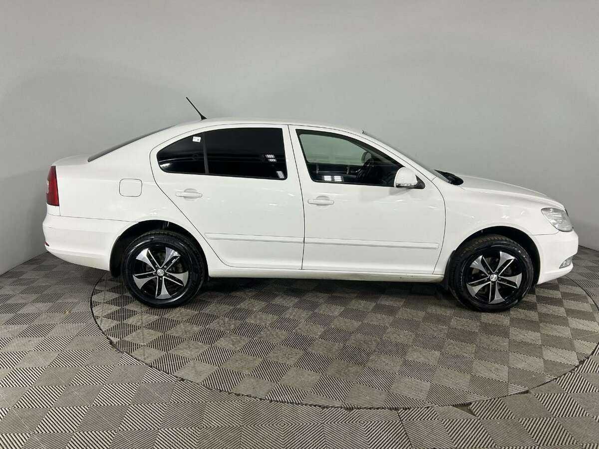 Купить Skoda Octavia, 2012, 132 127 км, фото №4