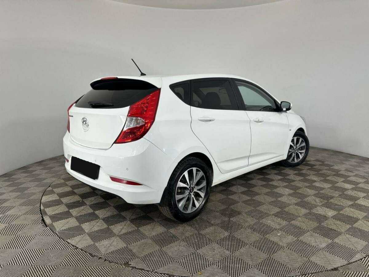 Купить Hyundai Solaris, 2016, 157 958 км, фото №6