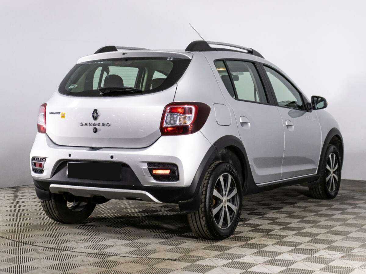 Купить Renault Sandero Stepway, 2015, 81 937 км, фото №5