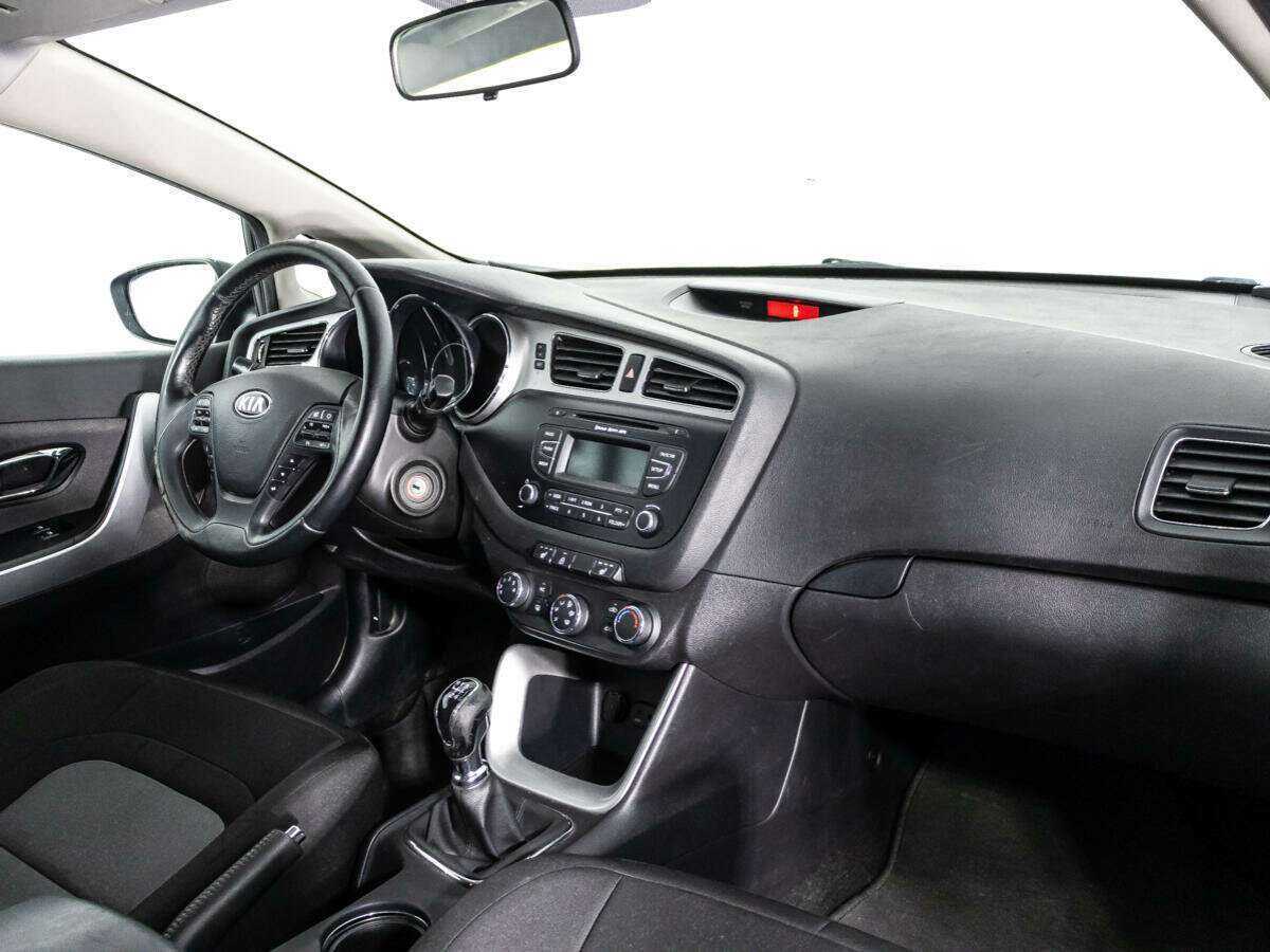 Купить Kia Ceed, 2014, 196 237 км, фото №9
