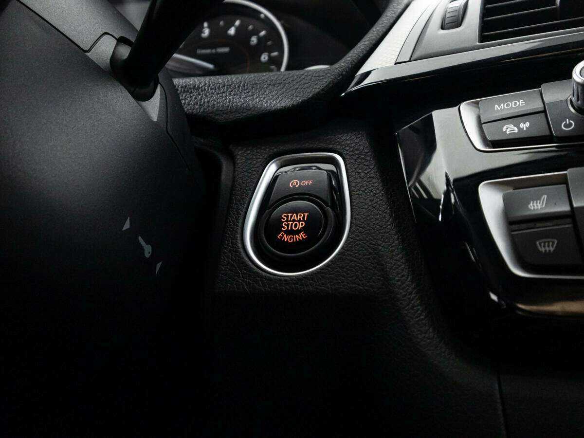 Купить BMW 3 серии 320i xDrive, 2017, 110 025 км, фото №16