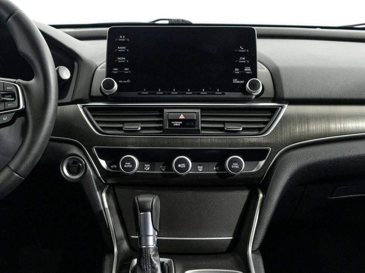 Купить Honda Accord, 2018, 71 110 км, фото №14